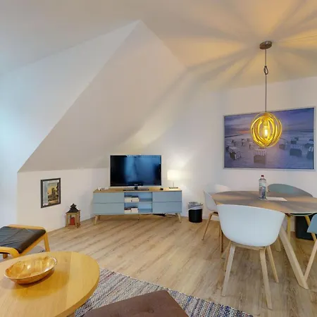 Appartementhaus Binzer Sterne 39 * Binz