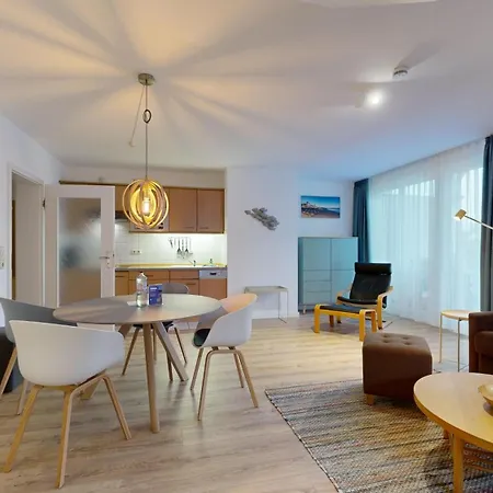 Appartementhaus Binzer Sterne 39 * بينز